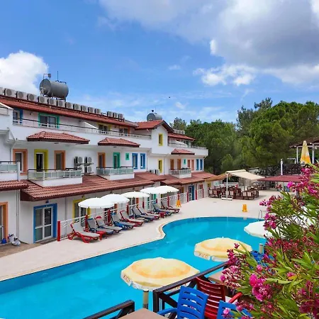 Konfor Отель Фетхие