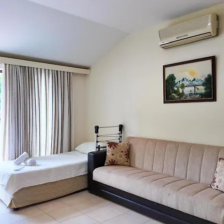 Konfor Отель Фетхие