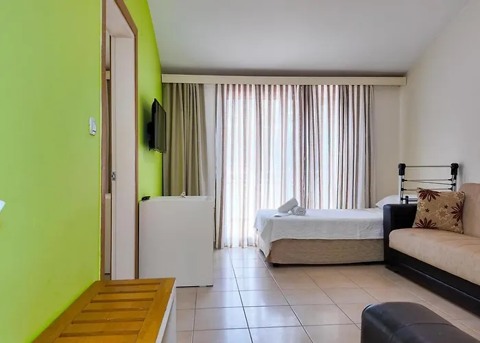 Konfor * フェティエ