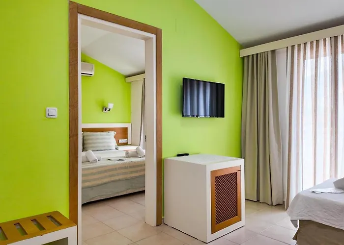 Hotell Konfor Fethiye